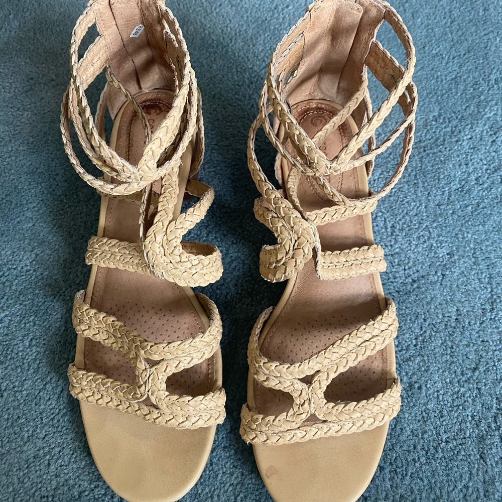 Corso Como Women’s Tan Sandals Sz.8M